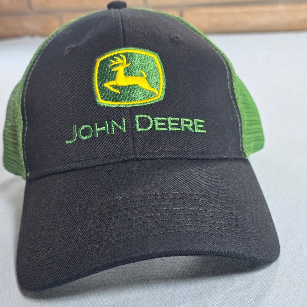 John Deere Trucker Hat Black Green Mesh Snapback Logo Cap JSM241HA01001